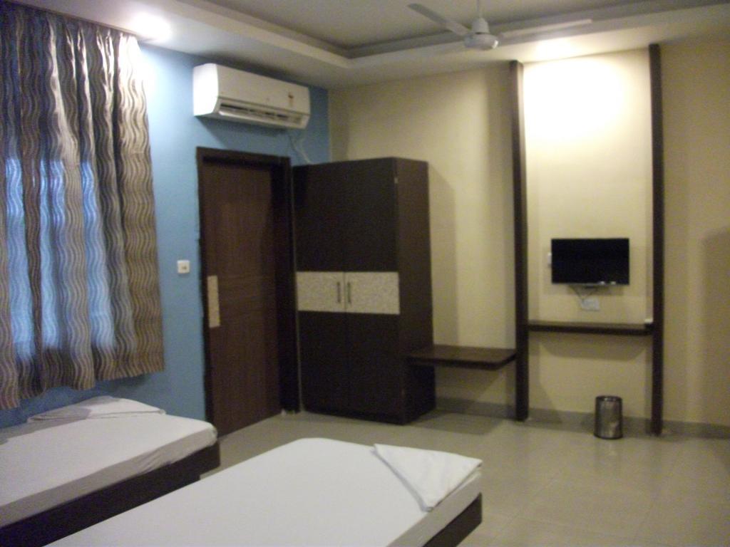 גווהטי Hotel Parshuram מראה חיצוני תמונה