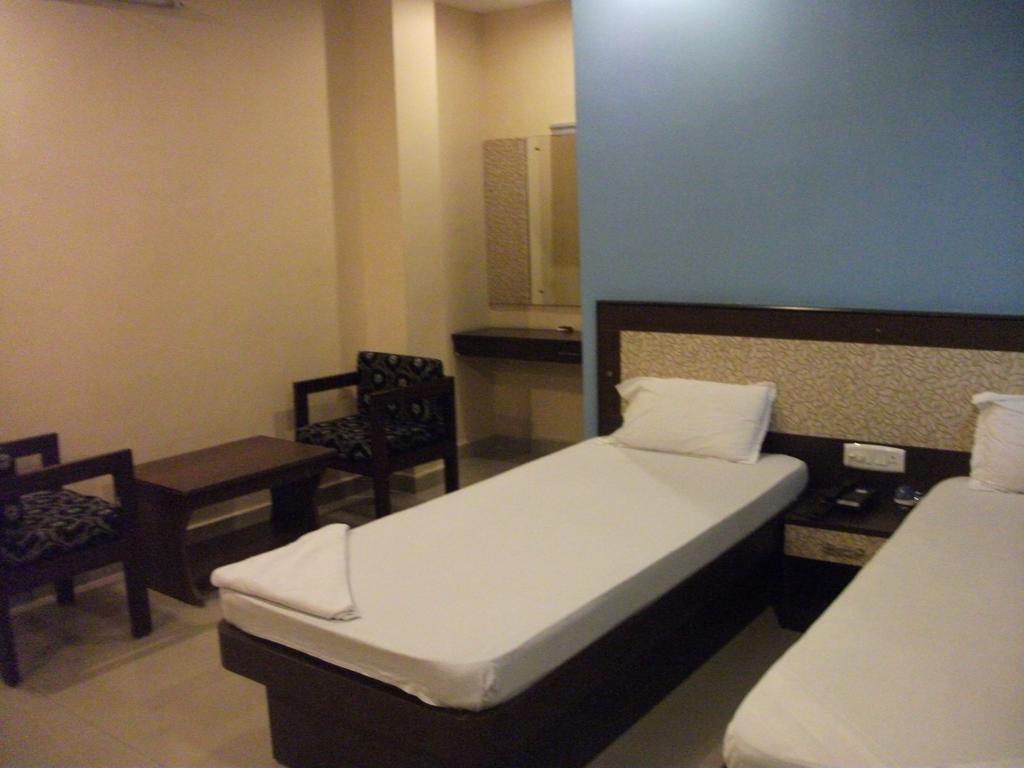 גווהטי Hotel Parshuram מראה חיצוני תמונה