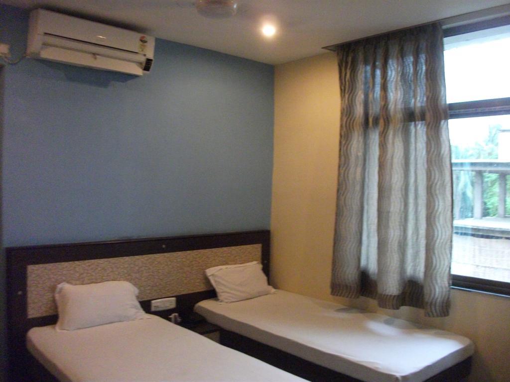 גווהטי Hotel Parshuram מראה חיצוני תמונה